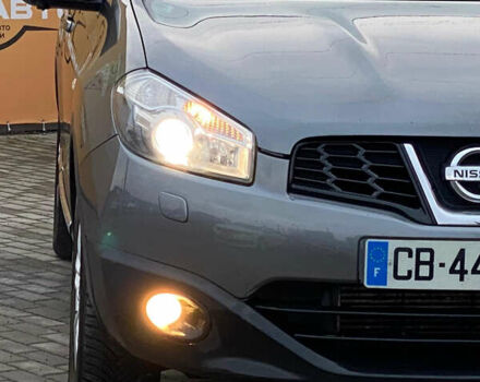 Серый Ниссан Кашкай, объемом двигателя 1.6 л и пробегом 214 тыс. км за 10600 $, фото 7 на Automoto.ua