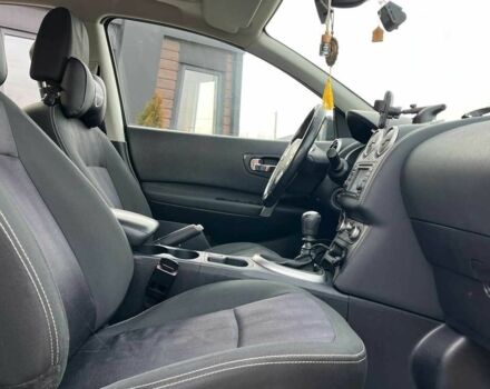 Сірий Ніссан Кашкай, об'ємом двигуна 1.6 л та пробігом 246 тис. км за 11800 $, фото 6 на Automoto.ua