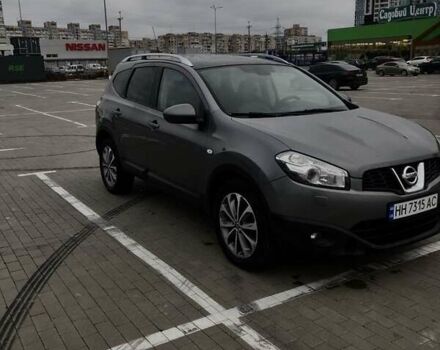 Серый Ниссан Кашкай, объемом двигателя 1.6 л и пробегом 261 тыс. км за 11100 $, фото 5 на Automoto.ua