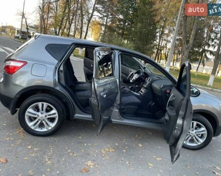 Сірий Ніссан Кашкай, об'ємом двигуна 1.6 л та пробігом 160 тис. км за 10900 $, фото 54 на Automoto.ua