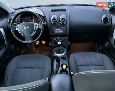 Серый Ниссан Кашкай, объемом двигателя 1.5 л и пробегом 227 тыс. км за 11700 $, фото 32 на Automoto.ua