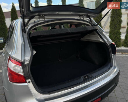 Серый Ниссан Кашкай, объемом двигателя 1.5 л и пробегом 264 тыс. км за 9299 $, фото 21 на Automoto.ua