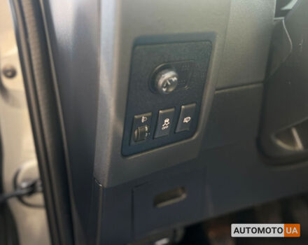 Серый Ниссан Кашкай, объемом двигателя 1.6 л и пробегом 162 тыс. км за 10700 $, фото 10 на Automoto.ua