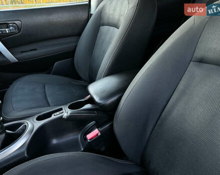 Серый Ниссан Кашкай, объемом двигателя 1.5 л и пробегом 200 тыс. км за 11599 $, фото 67 на Automoto.ua