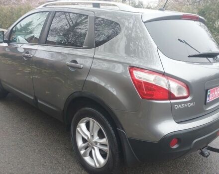 Серый Ниссан Кашкай, объемом двигателя 1.6 л и пробегом 149 тыс. км за 11500 $, фото 3 на Automoto.ua