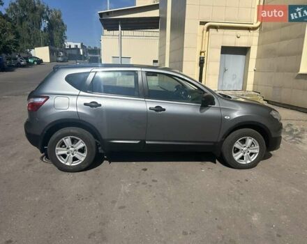 Сірий Ніссан Кашкай, об'ємом двигуна 1.5 л та пробігом 237 тис. км за 9350 $, фото 4 на Automoto.ua