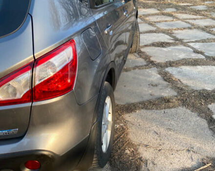 Серый Ниссан Кашкай, объемом двигателя 1.6 л и пробегом 225 тыс. км за 10000 $, фото 8 на Automoto.ua