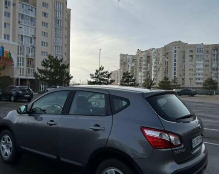 Серый Ниссан Кашкай, объемом двигателя 1.5 л и пробегом 184 тыс. км за 12500 $, фото 6 на Automoto.ua