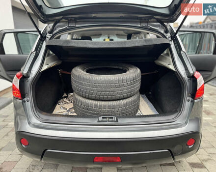 Серый Ниссан Кашкай, объемом двигателя 1.6 л и пробегом 222 тыс. км за 9900 $, фото 23 на Automoto.ua