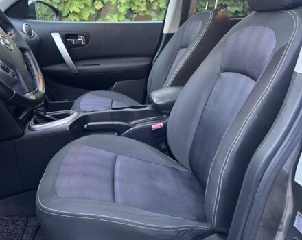 Серый Ниссан Кашкай, объемом двигателя 1.6 л и пробегом 191 тыс. км за 11250 $, фото 7 на Automoto.ua