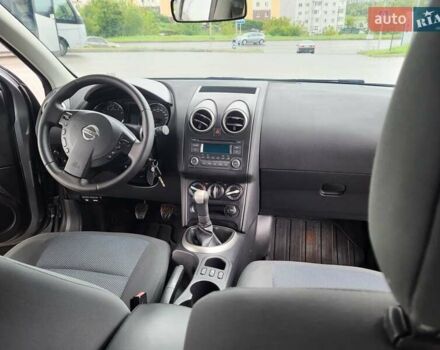 Серый Ниссан Кашкай, объемом двигателя 1.6 л и пробегом 231 тыс. км за 9999 $, фото 114 на Automoto.ua