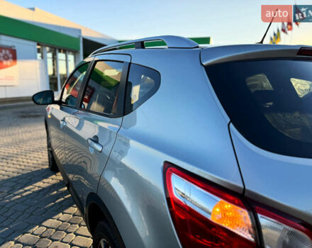 Серый Ниссан Кашкай, объемом двигателя 1.5 л и пробегом 200 тыс. км за 11699 $, фото 30 на Automoto.ua