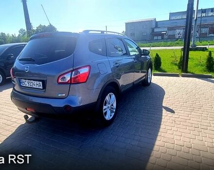 Серый Ниссан Кашкай, объемом двигателя 1.6 л и пробегом 195 тыс. км за 11500 $, фото 3 на Automoto.ua