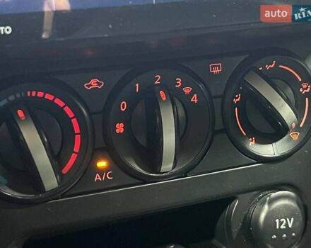 Серый Ниссан Кашкай, объемом двигателя 1.6 л и пробегом 82 тыс. км за 11500 $, фото 15 на Automoto.ua