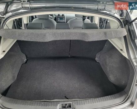 Серый Ниссан Кашкай, объемом двигателя 1.6 л и пробегом 231 тыс. км за 9999 $, фото 104 на Automoto.ua