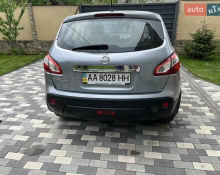 Серый Ниссан Кашкай, объемом двигателя 2 л и пробегом 62 тыс. км за 11400 $, фото 5 на Automoto.ua