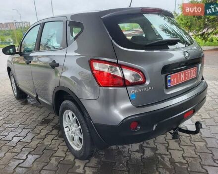 Серый Ниссан Кашкай, объемом двигателя 1.6 л и пробегом 231 тыс. км за 9999 $, фото 41 на Automoto.ua