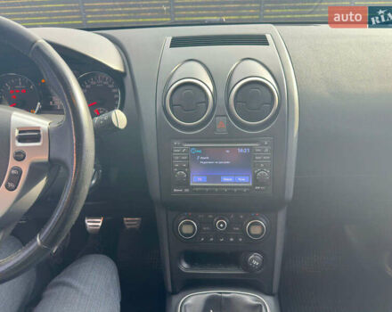 Серый Ниссан Кашкай, объемом двигателя 1.46 л и пробегом 256 тыс. км за 11000 $, фото 18 на Automoto.ua