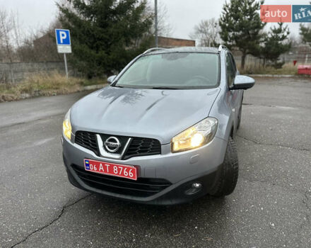 Серый Ниссан Кашкай, объемом двигателя 1.6 л и пробегом 220 тыс. км за 10450 $, фото 2 на Automoto.ua