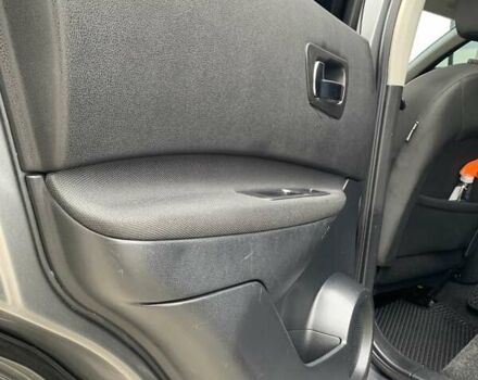 Сірий Ніссан Кашкай, об'ємом двигуна 1.5 л та пробігом 281 тис. км за 10399 $, фото 11 на Automoto.ua