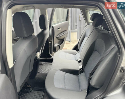 Серый Ниссан Кашкай, объемом двигателя 1.6 л и пробегом 222 тыс. км за 9900 $, фото 20 на Automoto.ua