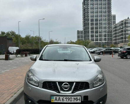 Серый Ниссан Кашкай, объемом двигателя 1.6 л и пробегом 192 тыс. км за 9000 $, фото 1 на Automoto.ua