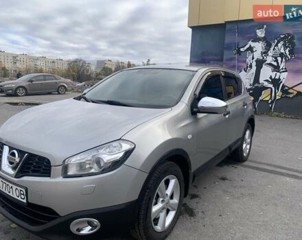 Сірий Ніссан Кашкай, об'ємом двигуна 1.6 л та пробігом 147 тис. км за 9999 $, фото 13 на Automoto.ua