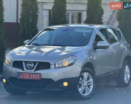 Серый Ниссан Кашкай, объемом двигателя 1.5 л и пробегом 264 тыс. км за 9299 $, фото 4 на Automoto.ua
