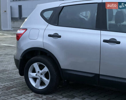 Сірий Ніссан Кашкай, об'ємом двигуна 1.5 л та пробігом 225 тис. км за 10499 $, фото 4 на Automoto.ua