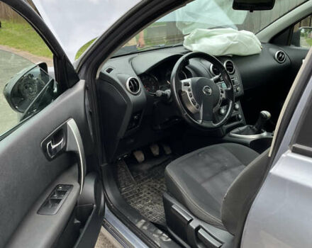 Серый Ниссан Кашкай, объемом двигателя 1.6 л и пробегом 217 тыс. км за 6500 $, фото 10 на Automoto.ua