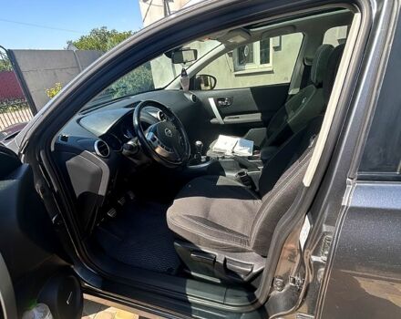 Серый Ниссан Кашкай, объемом двигателя 2 л и пробегом 176 тыс. км за 12800 $, фото 4 на Automoto.ua