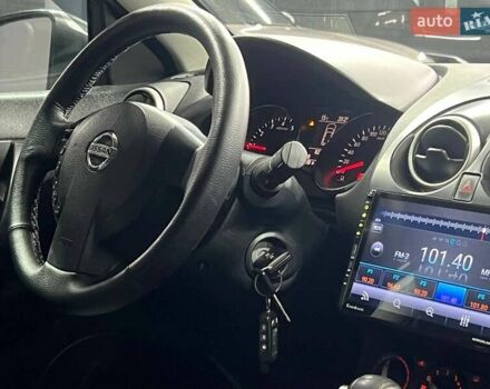 Серый Ниссан Кашкай, объемом двигателя 1.6 л и пробегом 82 тыс. км за 11500 $, фото 9 на Automoto.ua