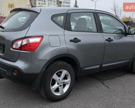 Сірий Ніссан Кашкай, об'ємом двигуна 1.6 л та пробігом 125 тис. км за 10800 $, фото 2 на Automoto.ua