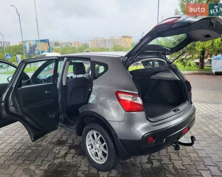 Серый Ниссан Кашкай, объемом двигателя 1.6 л и пробегом 231 тыс. км за 9999 $, фото 67 на Automoto.ua