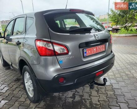 Серый Ниссан Кашкай, объемом двигателя 1.6 л и пробегом 231 тыс. км за 9999 $, фото 39 на Automoto.ua