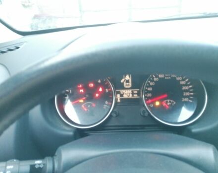 Серый Ниссан Кашкай, объемом двигателя 1 л и пробегом 185 тыс. км за 11100 $, фото 6 на Automoto.ua