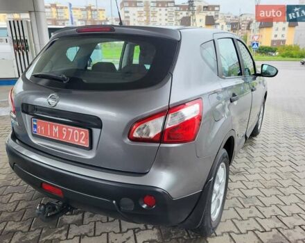 Серый Ниссан Кашкай, объемом двигателя 1.6 л и пробегом 231 тыс. км за 9999 $, фото 33 на Automoto.ua