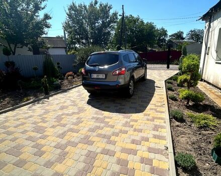 Серый Ниссан Кашкай, объемом двигателя 2 л и пробегом 176 тыс. км за 12800 $, фото 1 на Automoto.ua