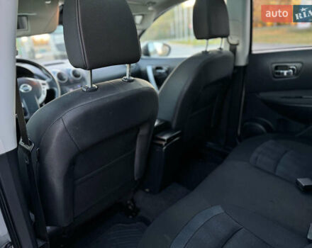 Серый Ниссан Кашкай, объемом двигателя 1.5 л и пробегом 200 тыс. км за 11699 $, фото 116 на Automoto.ua