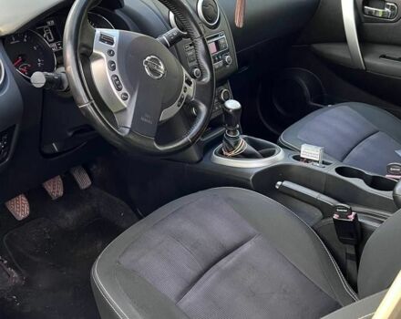 Серый Ниссан Кашкай, объемом двигателя 1.6 л и пробегом 285 тыс. км за 10600 $, фото 5 на Automoto.ua