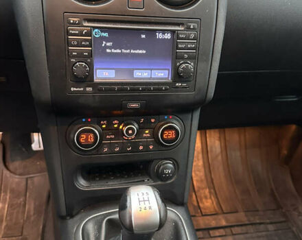 Серый Ниссан Кашкай, объемом двигателя 1.6 л и пробегом 220 тыс. км за 10450 $, фото 32 на Automoto.ua