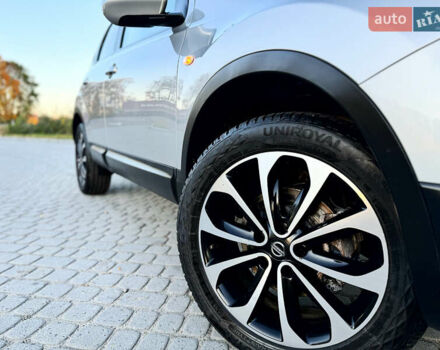 Серый Ниссан Кашкай, объемом двигателя 1.5 л и пробегом 200 тыс. км за 11699 $, фото 52 на Automoto.ua