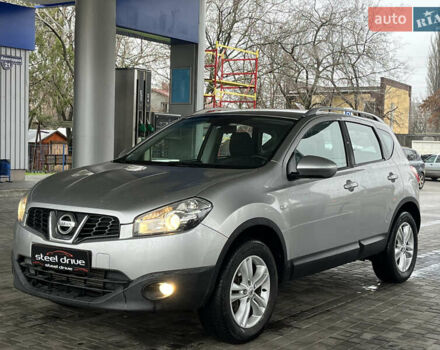 Сірий Ніссан Кашкай, об'ємом двигуна 1.5 л та пробігом 238 тис. км за 10499 $, фото 2 на Automoto.ua