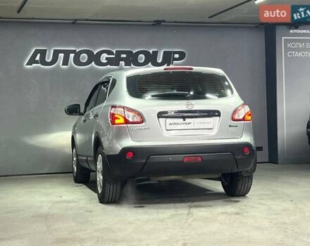 Серый Ниссан Кашкай, объемом двигателя 1.6 л и пробегом 82 тыс. км за 11500 $, фото 4 на Automoto.ua