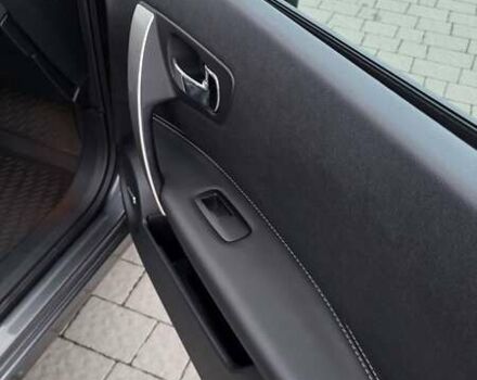 Серый Ниссан Кашкай, объемом двигателя 1.6 л и пробегом 246 тыс. км за 11600 $, фото 27 на Automoto.ua