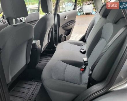 Серый Ниссан Кашкай, объемом двигателя 1.6 л и пробегом 231 тыс. км за 9999 $, фото 97 на Automoto.ua