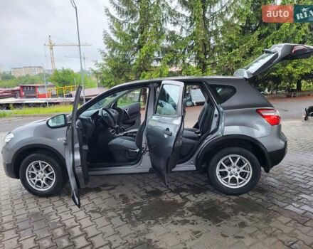 Серый Ниссан Кашкай, объемом двигателя 1.6 л и пробегом 231 тыс. км за 9999 $, фото 65 на Automoto.ua