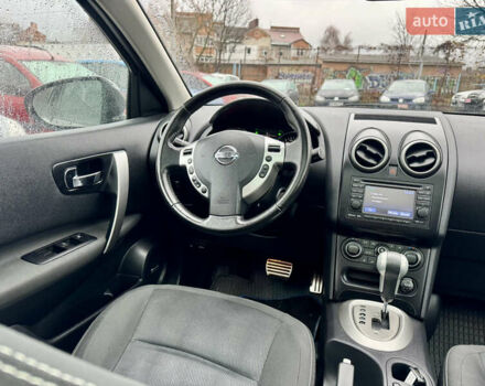 Сірий Ніссан Кашкай, об'ємом двигуна 2 л та пробігом 206 тис. км за 12500 $, фото 12 на Automoto.ua