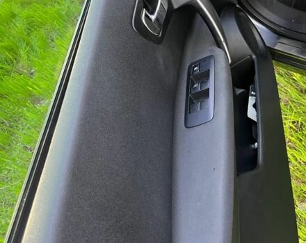 Серый Ниссан Кашкай, объемом двигателя 1.6 л и пробегом 285 тыс. км за 10600 $, фото 2 на Automoto.ua