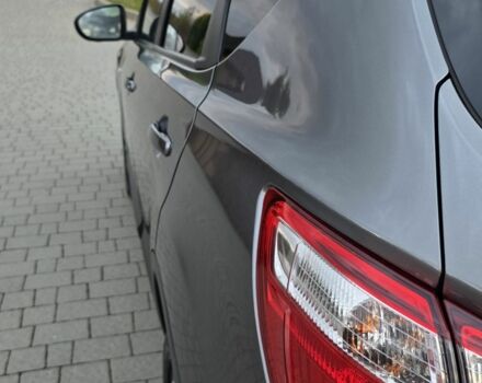 Серый Ниссан Кашкай, объемом двигателя 1.6 л и пробегом 246 тыс. км за 11600 $, фото 7 на Automoto.ua